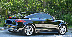 2009 Audi TT Quattro S Coupe 2-Door 2.0L image 1