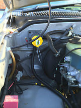 2004 Toyota Hilux SR5 4x4 turbo diesel image 8