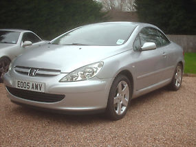 2005 (05) PEUGEOT 307 CC 2.0S COUPE / CONVERTIBLE ONLY 36,000 MILES £2995.00