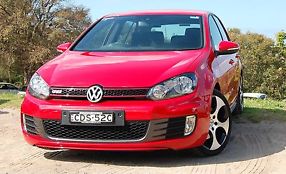AS NEW, IMMACULATE Volkswagen VW Golf GTi - VERY LOW 14,000KM - MUST SELL !!