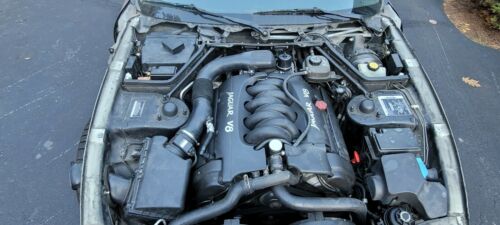 1998 Jaguar XK8 convertible - new low mileage engine and transmission plus parts image 5