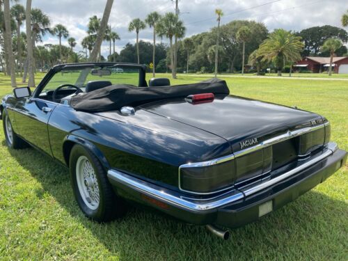 Florida! 90K. Miles! Part of a Collection. Amazing Condition! Service Records. image 7