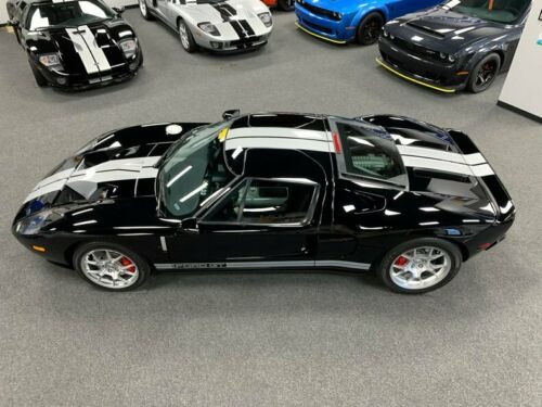 2006 FORD GT, ALL 4 OPTIONS! ONE OWNER! STILL HAS ROTATION #S ON WINDSHIELD! image 6