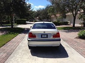 2004 BMW 330xi - Titanium Silver - low low miles - all wheel drive - clean image 5