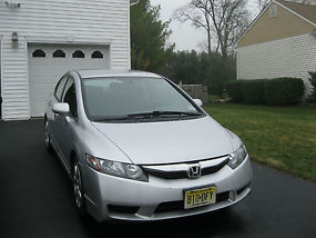 2010 Honda Civic DX, 55K miles, NO accidents, NOT rebuilt! image 1
