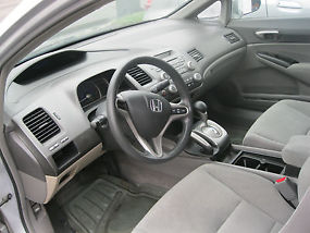 2010 Honda Civic DX, 55K miles, NO accidents, NOT rebuilt! image 2