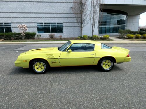 1978 Chevrolet Camaro Z28 Yellow Matching Numbers Stunning Classic Rare Find image 4