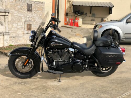 2018 Harley-Davidson Softail®,with 0 available now! image 3