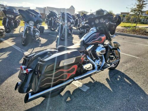 2013 Harley-Davidson Street Glide®, Black with 30399 Miles available now! image 3