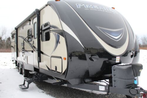2016  Bullet Premier Ultra Light 31BHPR,with 0 available now!