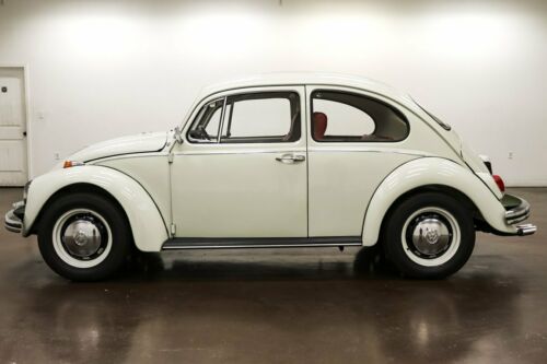 1969 Volkswagen Beetle308 Miles Off White1493cc 4 Speed Manual image 3