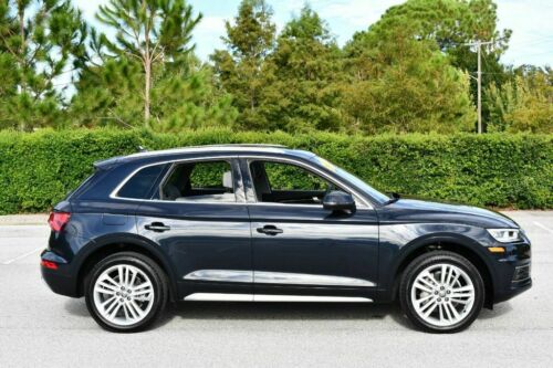2018 Q5 SUV 28,617 Miles Trades, Financing & Shipping Available. image 6
