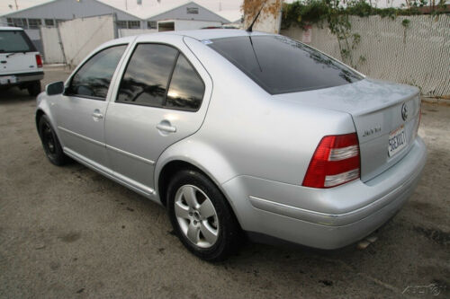 (OAB) 2004 Volkswagen Jetta 4 Cylinder Automatic NO RESERVE image 3