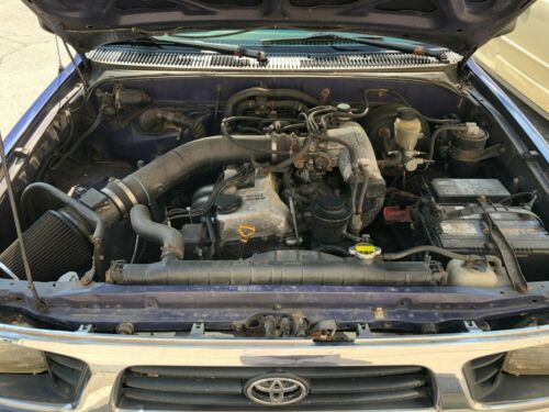 1995 Toyota Tacoma Base 2.7l 4wd, Short bed, manual transmission, performance! image 6
