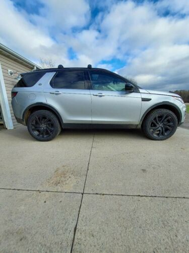 2016 Land Rover Discovery Sport HSE Si4. SUV seats 5