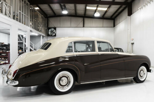 1966 Rolls-Royce Silver Cloud III Touring Limousine by James Young image 4