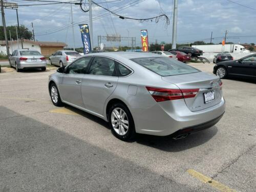 2014 Toyota Avalon, Classic Silver Metallic with 142480 Miles available now! image 5