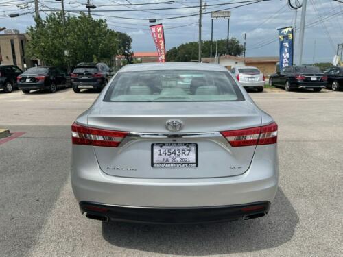 2014 Toyota Avalon, Classic Silver Metallic with 142480 Miles available now! image 8