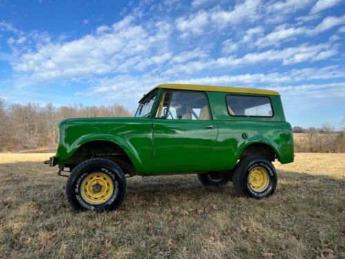 1965  Scout 80 SUV Green 4WD Manual