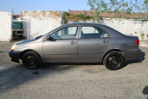 2003 Toyota Corolla CE 4 Cylinder Automatic NO RESERVE image 6