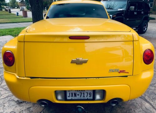 2004 chevrolet ssr, BEST DEAL AROUND ON ONE! $9,750 FIRM. image 7