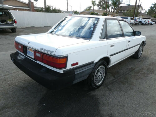 (OMR) 1987 Toyota Camry 4 Cylinder Automatic NO RESERVE image 5