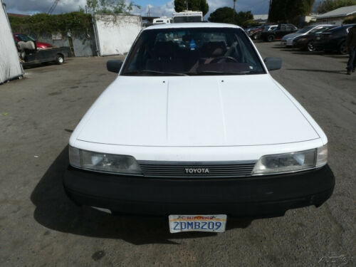 (OMR) 1987 Toyota Camry 4 Cylinder Automatic NO RESERVE image 8